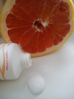 Peeling nohou a chodidel 12 masáží